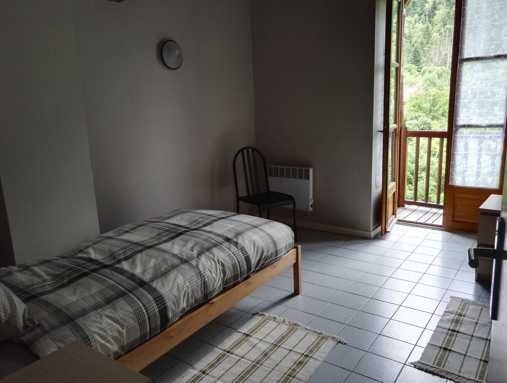 Le Rouge Robin Villa Fougax-et-Barrineuf Екстериор снимка